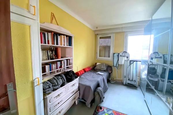 Maison 12 pièces - 300 m²