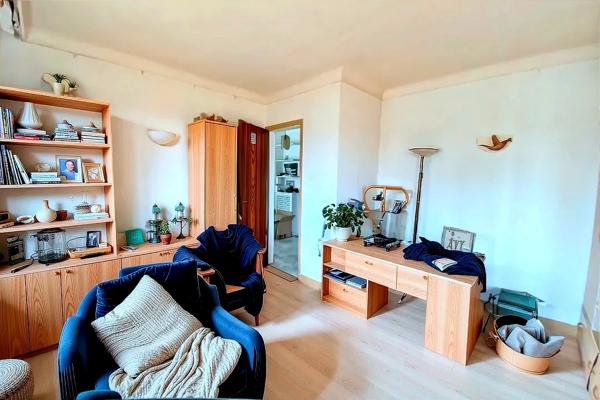 Maison 12 pièces - 300 m²