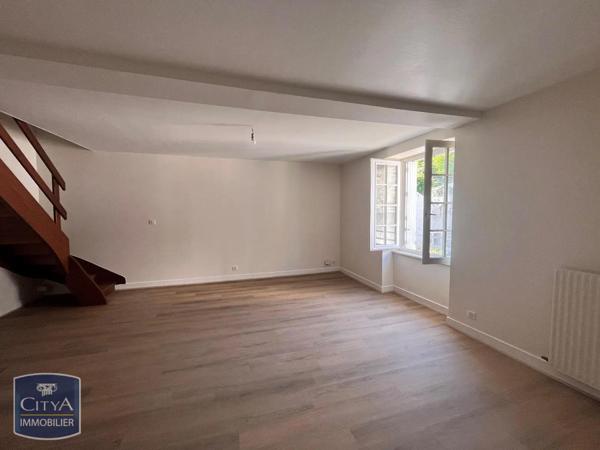 Appartement à louer 3 pièces 48.97m² Blois (41000)
