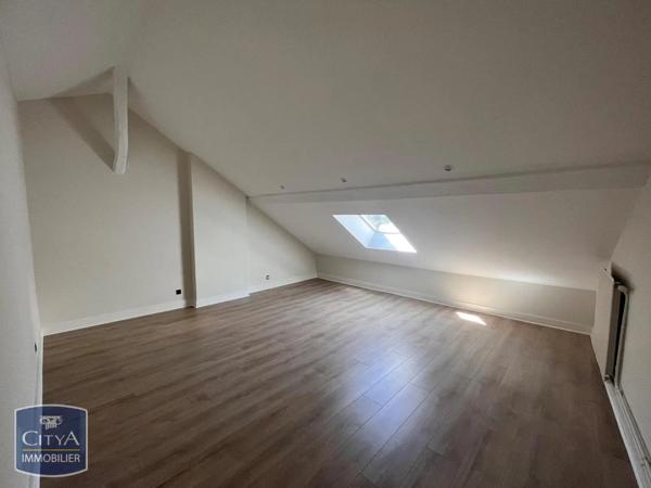 Appartement à louer 3 pièces 48.97m² Blois (41000)