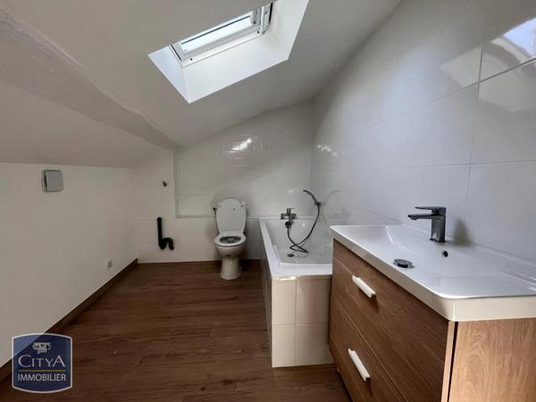 Appartement à louer 3 pièces 48.97m² Blois (41000)