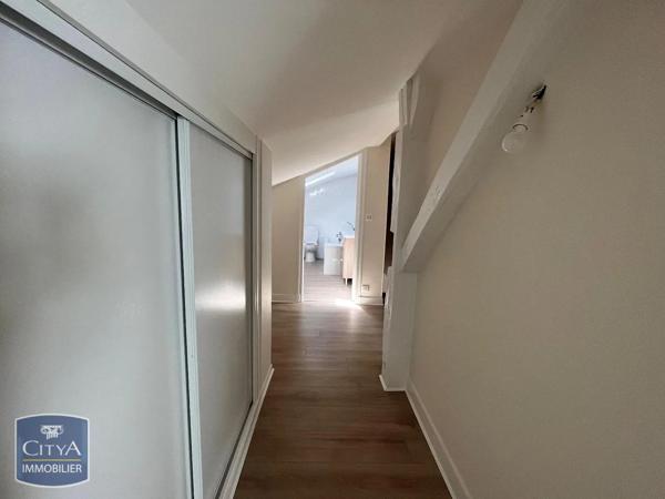 Appartement à louer 3 pièces 48.97m² Blois (41000)