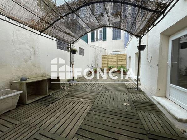 Location Appartement 3 pièces 78.31 m² - 31 BOULEVARD GAMBETTA Nimes 30000