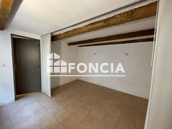Location Appartement 3 pièces 78.31 m² - 31 BOULEVARD GAMBETTA Nimes 30000