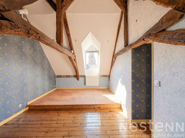 Maison de caractère, jardin clos - 220 m2 ; Hennebont, Hypercentre