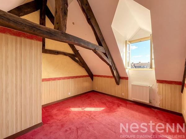 Maison de caractère, jardin clos - 220 m2 ; Hennebont, Hypercentre