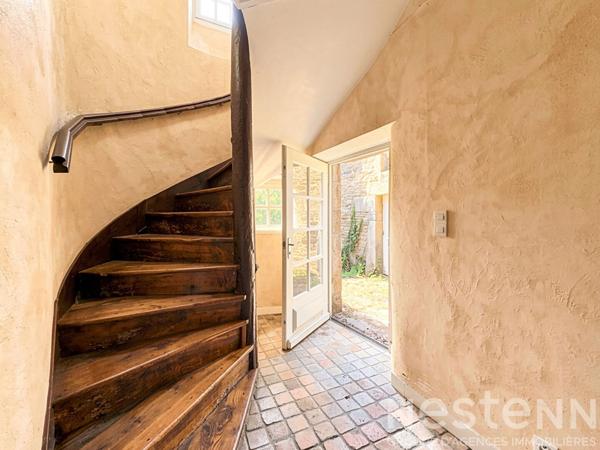 Maison de caractère, jardin clos - 220 m2 ; Hennebont, Hypercentre