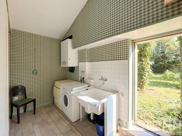 Maison de caractère, jardin clos - 220 m2 ; Hennebont, Hypercentre