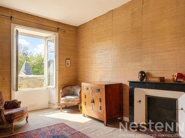 Maison de caractère, jardin clos - 220 m2 ; Hennebont, Hypercentre