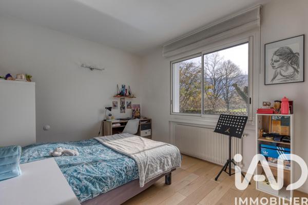 Maison à vendre 4 pièces 130 m² Crolles