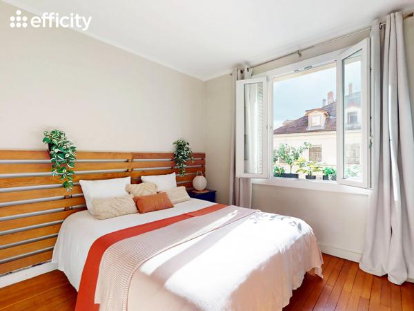 Appartement
         2 pièces
        - 61 m² Exclusivité 299 000 € *