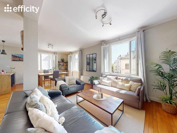 Appartement
         2 pièces
        - 61 m² Exclusivité 299 000 € *