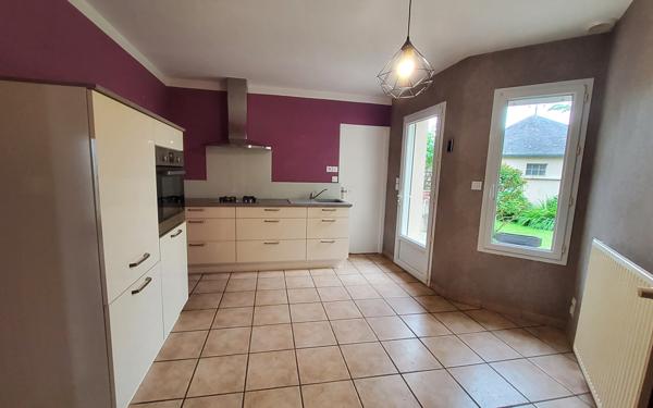 MAISON 3 CHBRES - CHEMILLE - VIE PLAIN PIED POSSIBLE