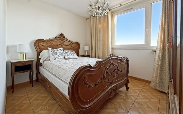 Appartement à vendre    3 pièces •  Lyon 8