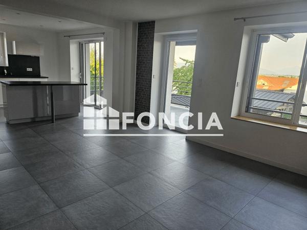 Location Appartement 4 pièces 93 m² - 66 ROUTE D'ORNEX Prevessin Moens 01280