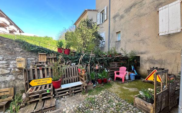 Maison à vendre    2 pièces •  Les Vans