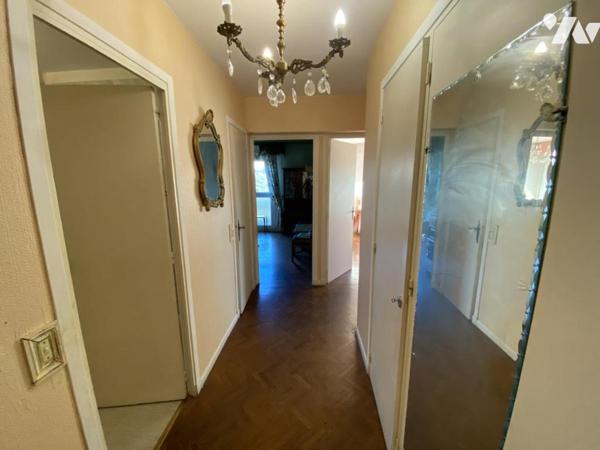 APPARTEMENT T3/4, 83 M², 3 BALCONS, UNE CAVE.