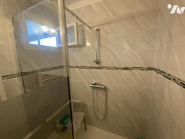 APPARTEMENT T3/4, 83 M², 3 BALCONS, UNE CAVE.