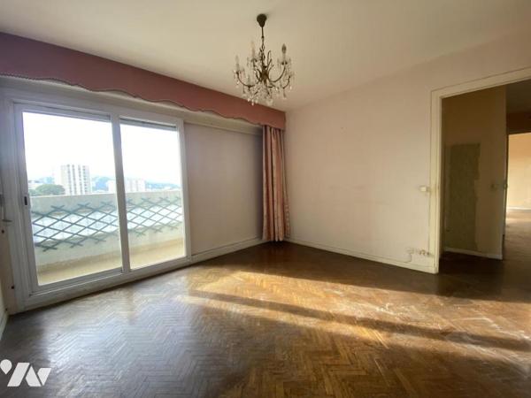 APPARTEMENT T3/4, 83 M², 3 BALCONS, UNE CAVE.