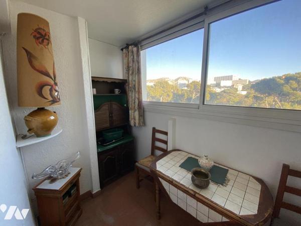 APPARTEMENT T3/4, 83 M², 3 BALCONS, UNE CAVE.