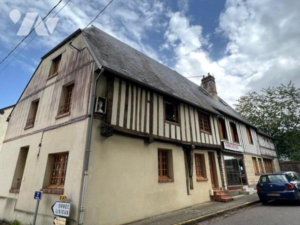 ST MARTIN DE BIENFAITE POUR INVESTISSEUR OU COMMERCANT IMMEUBLE POUR PARTIE LOUE