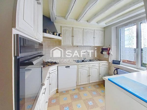 Maison ancienne 4 chambres avec belle véranda et terrain