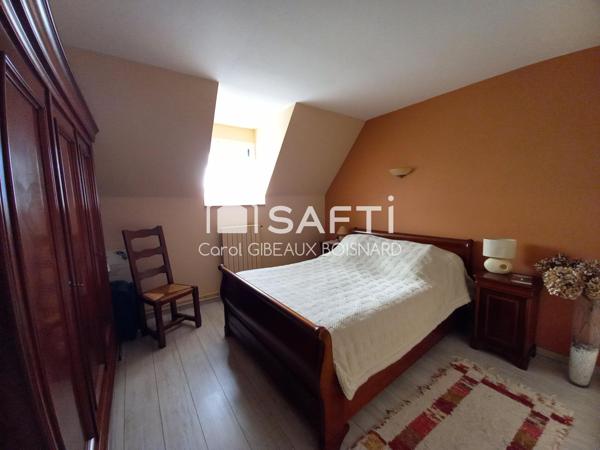 Maison ancienne 4 chambres avec belle véranda et terrain