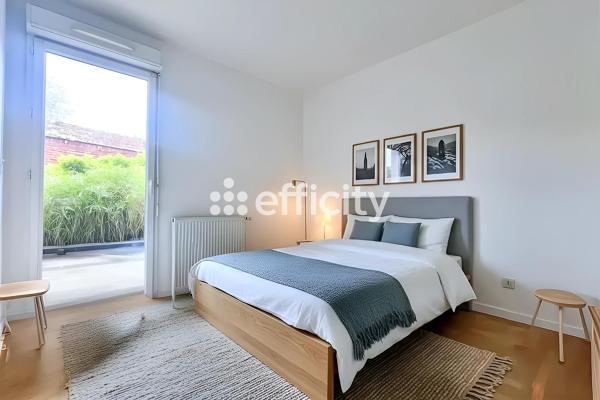 Appartement
         2 pièces
        - 40 m² Exclusivité 173 000 € *