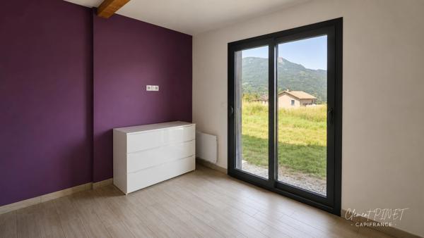Maison contemporaine de 2018 – 113 m² – 4 chambres – Terrain de 1 107 m²