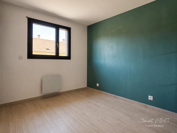 Maison contemporaine de 2018 – 113 m² – 4 chambres – Terrain de 1 107 m²
