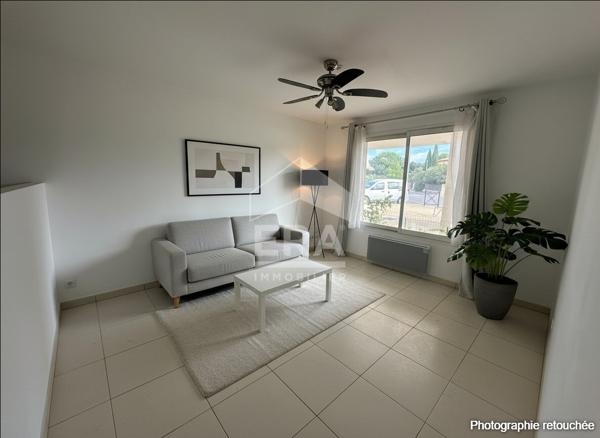 LANÇON-PROVENCE - Appartement 2 pièces de 55 m2 - Rez-de-chaussée