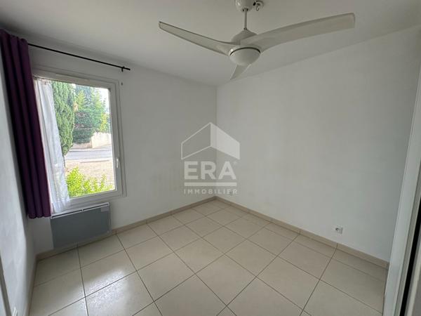 LANÇON-PROVENCE - Appartement 2 pièces de 55 m2 - Rez-de-chaussée