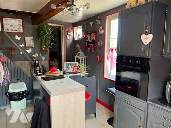 LE SAP CENTRE MAISON BRIQUES 2 CHAMBRES 2 GARAGES