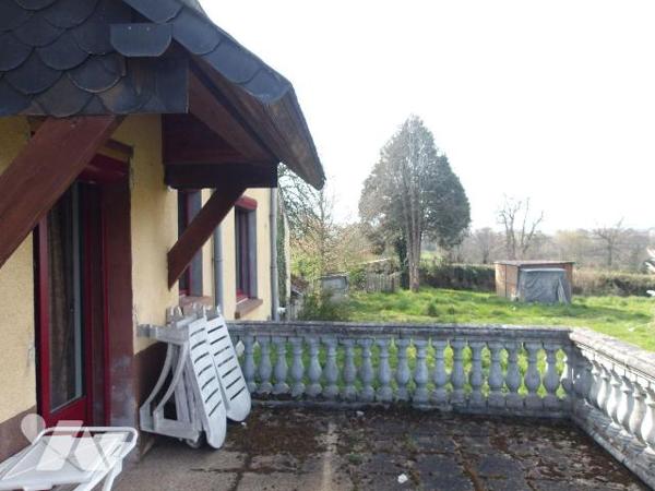 BETETE (23) CREUSE, A vendre dans petit hameau tranquille propriété sur terrain de 6925 m², com...