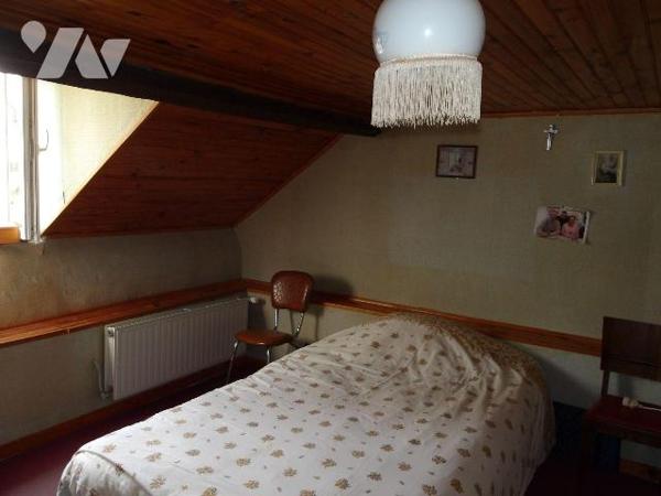 BETETE (23) CREUSE, A vendre dans petit hameau tranquille propriété sur terrain de 6925 m², com...