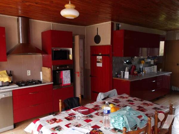 BETETE (23) CREUSE, A vendre dans petit hameau tranquille propriété sur terrain de 6925 m², com...