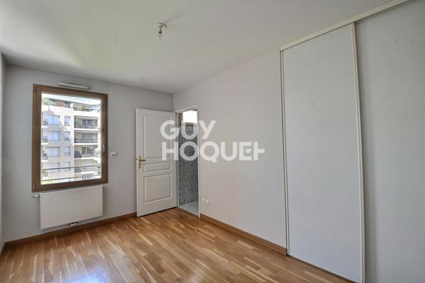 Magnifique Appartement T5 de 107 m² , Traversant &amp; Lumineux, Étage Élevé, Garage inclus, Proche Montchat , Villeurbanne (69100)