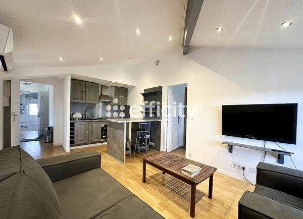 Appartement
         2 pièces
        - 38 m² Exclusivité 140 000 € *