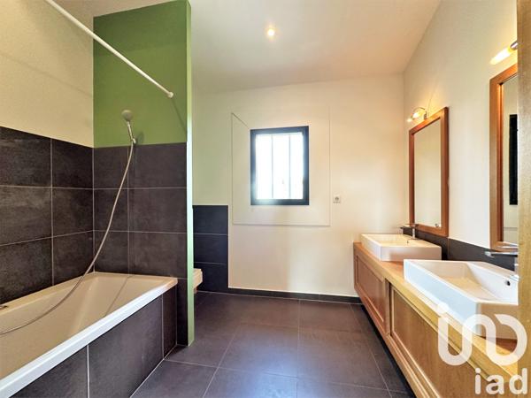 Maison à vendre 8 pièces 280 m² Uzès