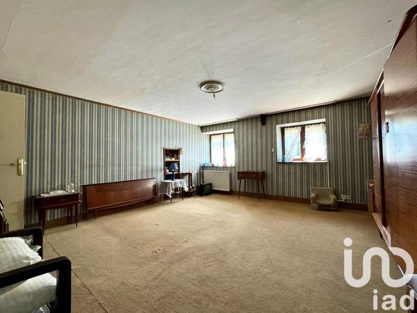 Longère 7 pièces de 211 m² à Pont-Péan (35131)