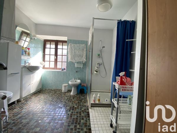 Longère 7 pièces de 211 m² à Pont-Péan (35131)