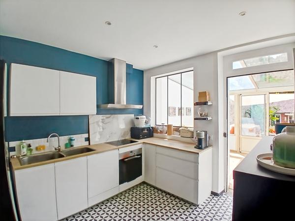 RARE ? Au coeur de Marines, élégante maison familiale de caractère avec jardin et dépendance