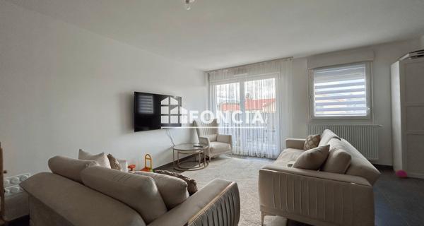 Location Appartement 3 pièces 64.3 m² - Clermont-ferrand 63000