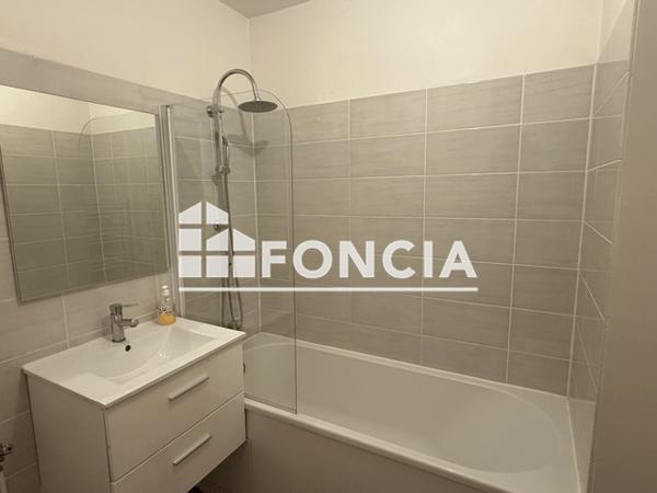Location Appartement 2 pièces 50.25 m² - 257 CHEMIN DE PLAISANCE ENTREE 8 Toulon 83000