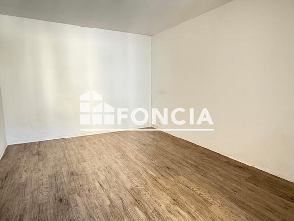 Location Appartement 2 pièces 50.25 m² - 257 CHEMIN DE PLAISANCE ENTREE 8 Toulon 83000