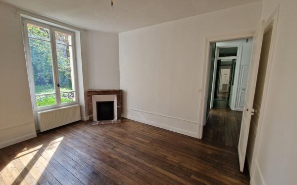 Appartement à vendre    3 pièces • 81,17 m2 Épernay