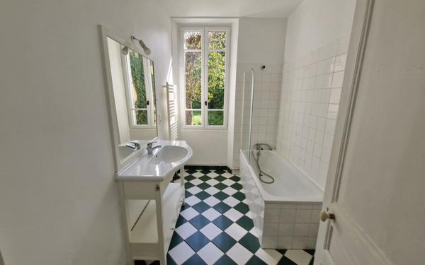 Appartement à vendre    3 pièces • 81,17 m2 Épernay