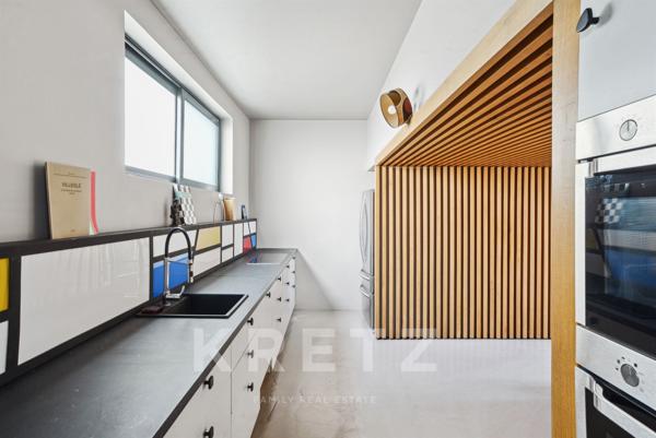 Loft comme une maison avec terrasse