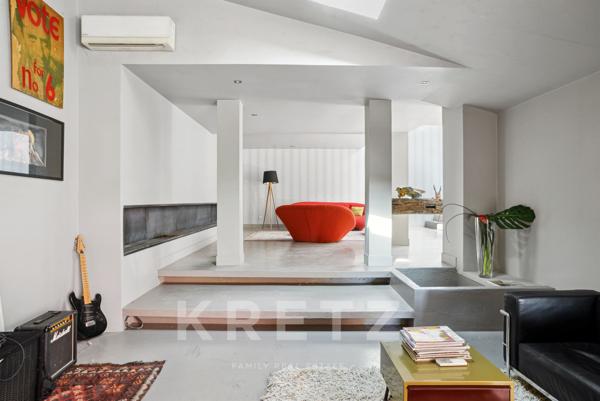 Loft comme une maison avec terrasse