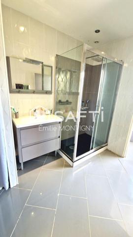 Belle propriété atypique - 2 logements proches plages et commodités - 5 chambres - Terrain 411m2